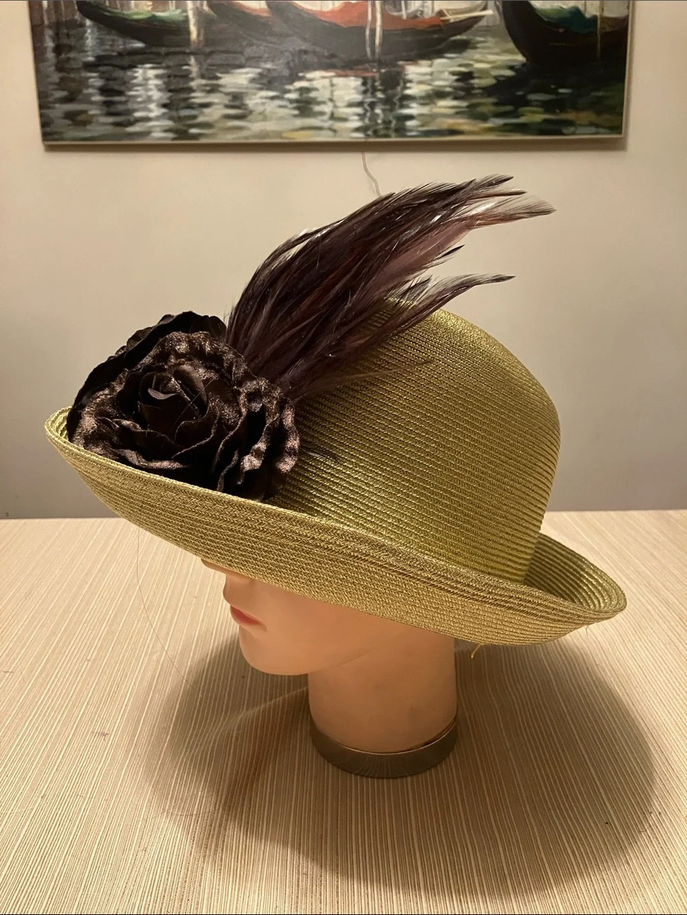 Elegant Women’s Straw Hat with Brown Floral & Feather Accent